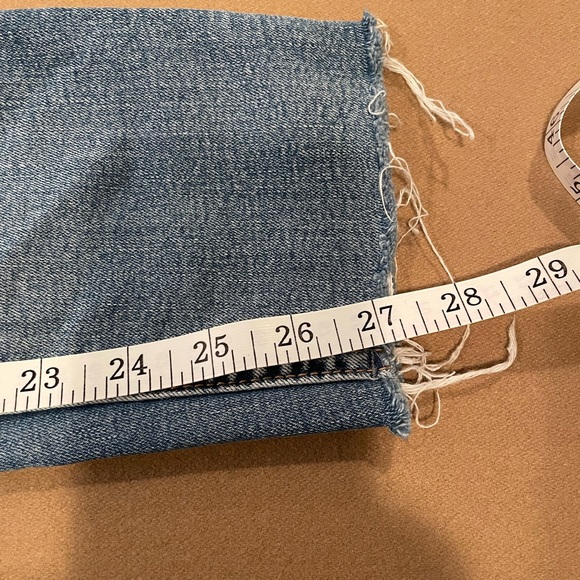 Supplies by Union Bay Mid Rise Distressed Crop Jeans - Size 6 - Picture 10 of 13